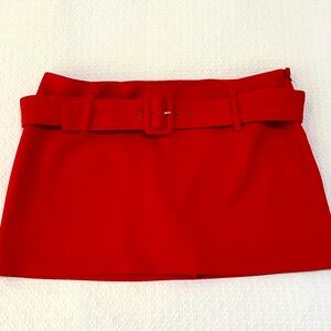 Express Skort - Red